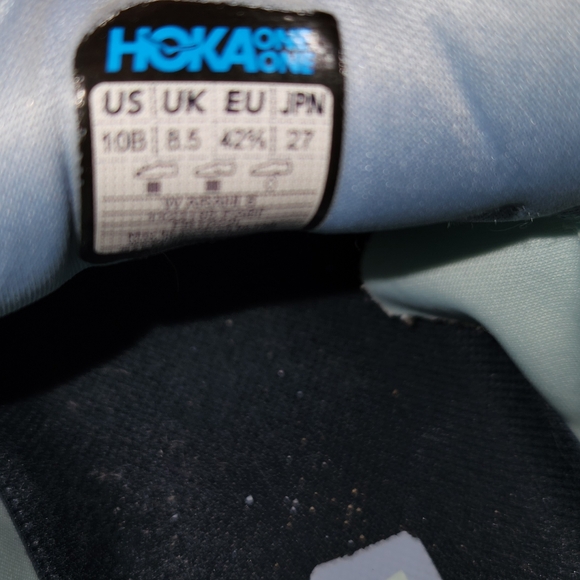 Women's Hoka tennis shoes size 10 - Picture 4 of 4